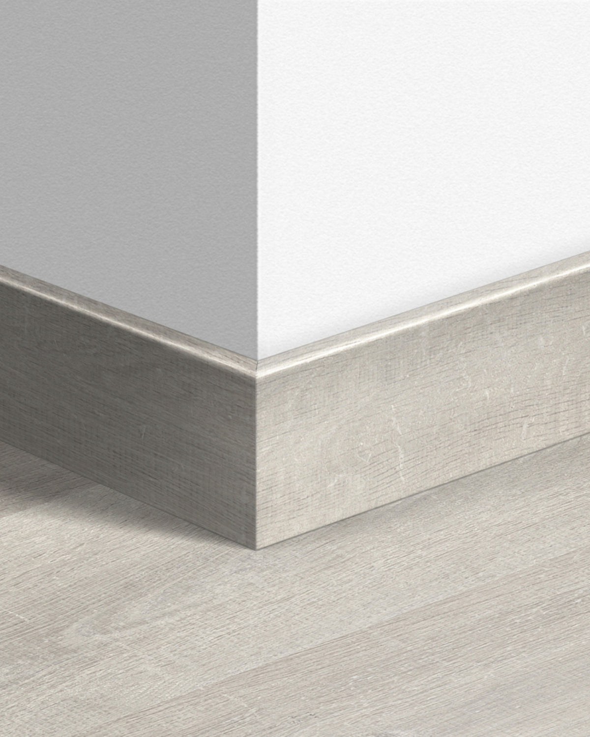 Quick-Step Parketplint QSPSKR03990 Levendige Grijze Eik - 14 x 77 x 2400 mm - productfoto
