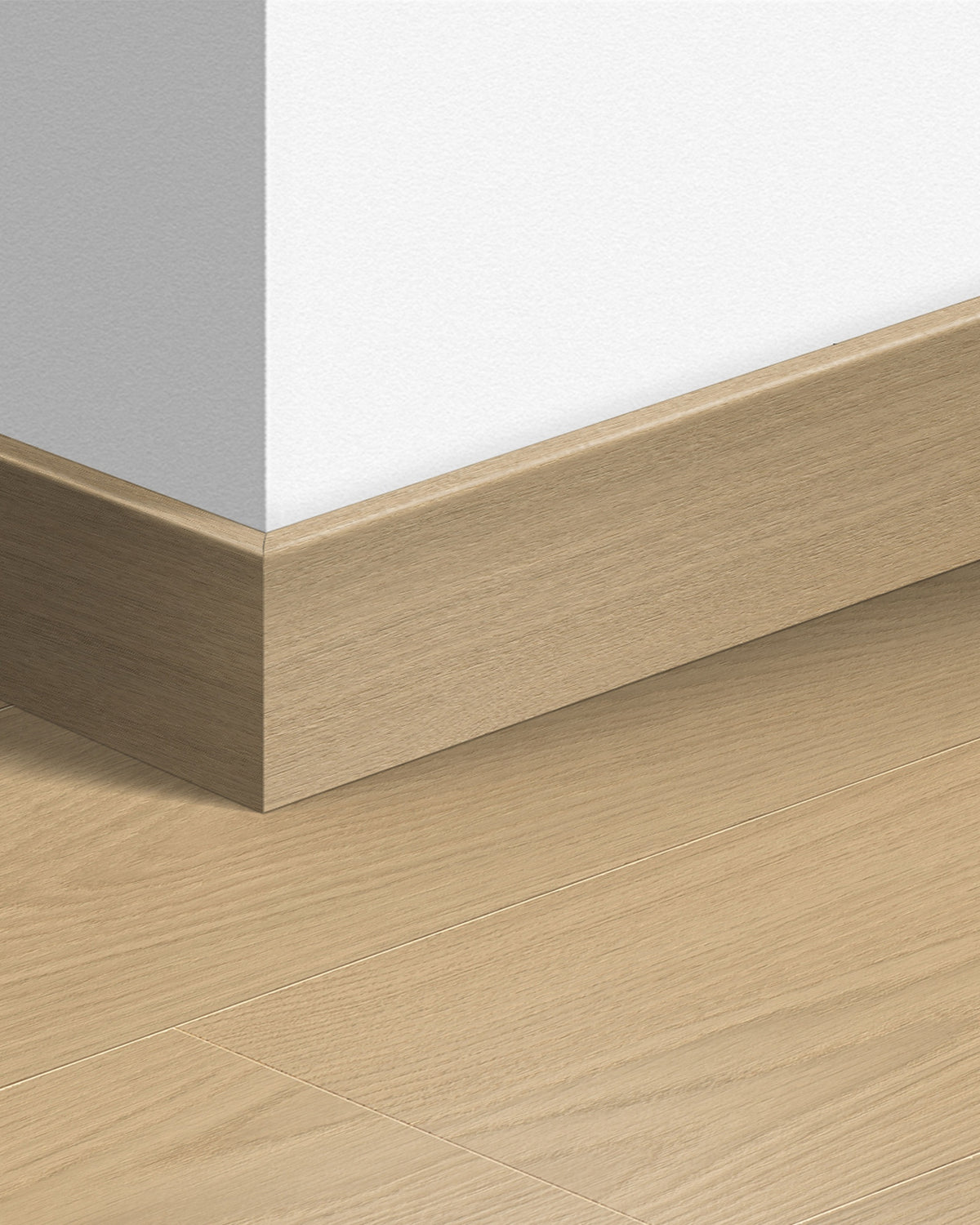 Quick-Step Parketplint QSPSKR04750 Beigegeverniste Eik - 14 x 77 x 2400 mm - productfoto