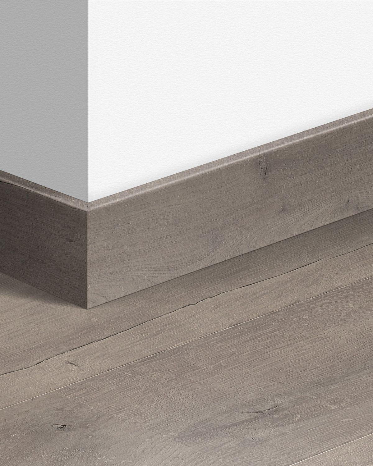 Quick-Step Parketplint QSPSKR04752 Patina Grijze Eik - 14 x 77 x 2400 mm - productfoto