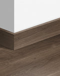 Quick-Step Parketplint QSPSKR04766 Geborstelde Bruine Eik - 14 x 77 x 2400 mm - productfoto