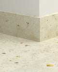 Quick-Step Parketplint QSPSKR05494 Botanisch Beton - 14 x 77 x 2400 mm - productfoto