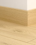 Quick-Step Parketplint QSPSKR05802 Woestijn Greige Eik - 14 x 77 x 2400 mm - productfoto