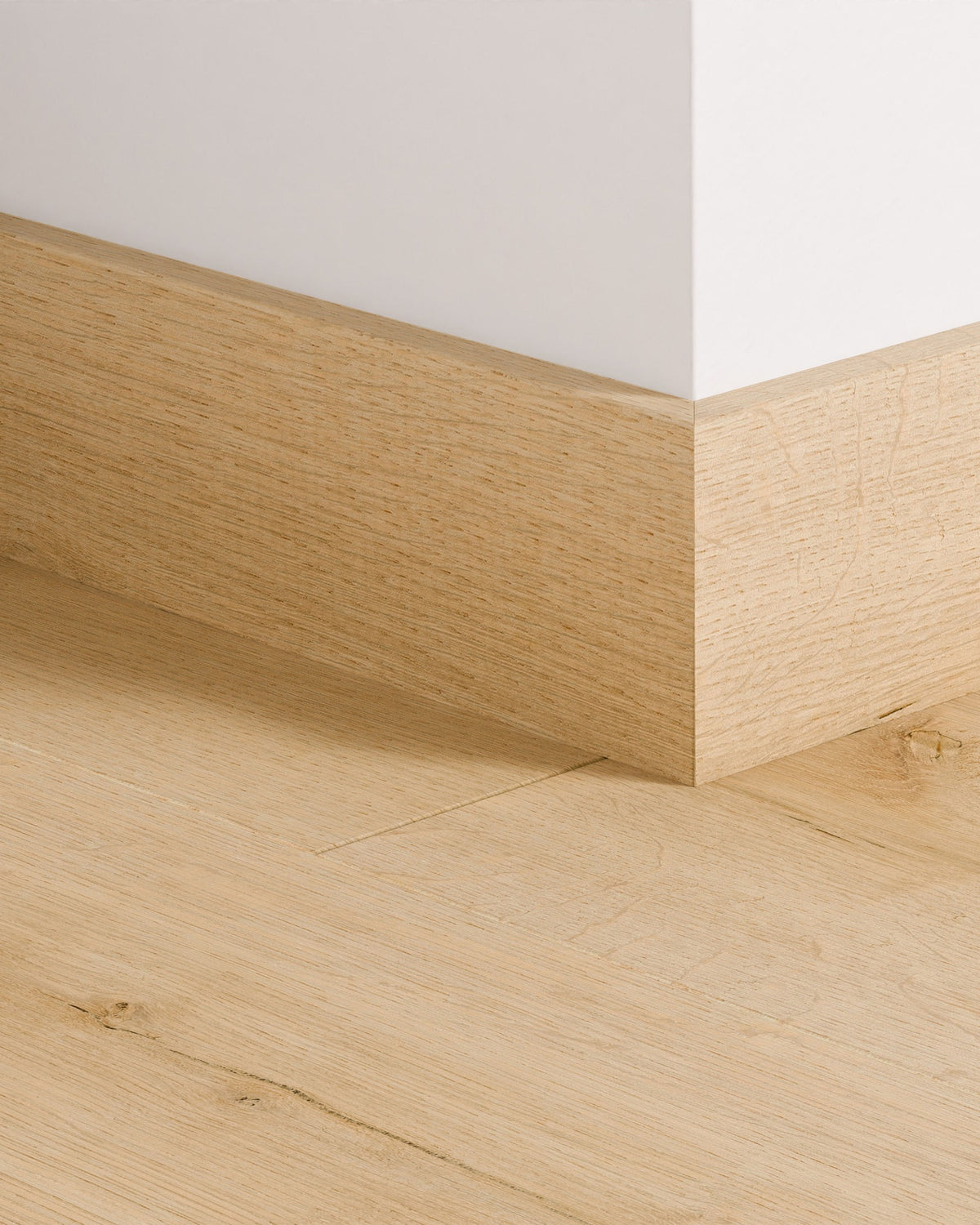 Quick-Step Parketplint QSPSKR08255 Amandelbruine Eik - 14 x 77 x 2400 mm - productfoto