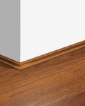 Quick-Step Kwadrant Plint QSSCOT00996 Geverniste Naturelle Merbau - 17 x 17 x 2400 mm - productfoto