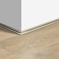 Quick-Step Kwadrant Plint QSSCOT03545 Bosland Beige Eik - 17 x 17 x 2400 mm - productfoto
