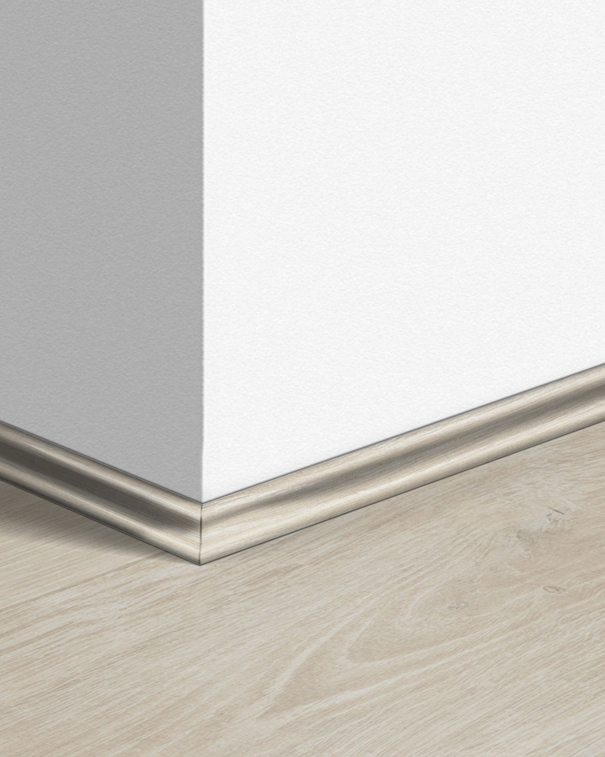 Quick-Step Kwadrant Plint QSSCOT03547 Bosland Lichtgrijze Eik - 17 x 17 x 2400 mm - productfoto