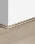 Quick-Step Kwadrant Plint QSSCOT04764 Geborstelde Beige Eik - 17 x 17 x 2400 mm - productfoto