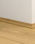 Quick-Step Kwadrant Plint QSSCOT05801 Zanderige Eik - 17 x 17 x 2400 mm - productfoto