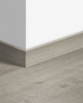 Quick-Step Plint QSSK03558 Zachte Grijze Eik - 12 x 58 x 2400 mm - productfoto