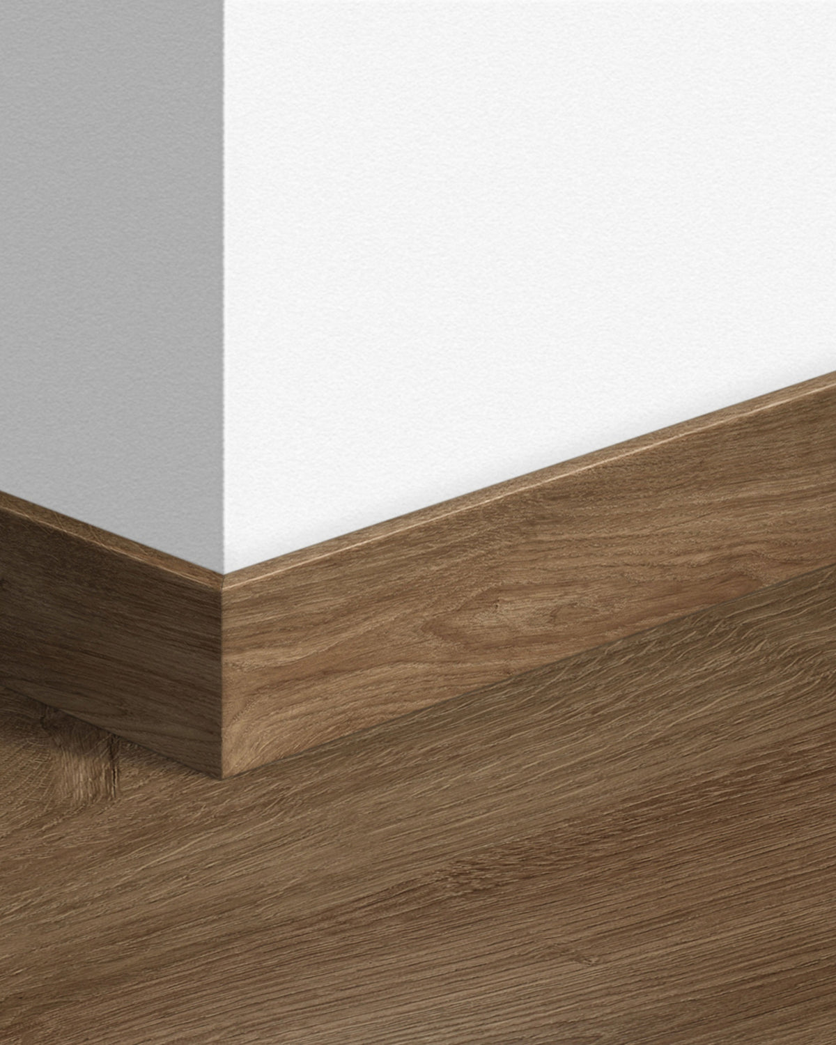 Quick-Step Plint QSSK03582 Newcastle Bruine Eik - 12 x 58 x 2400 mm - productfoto