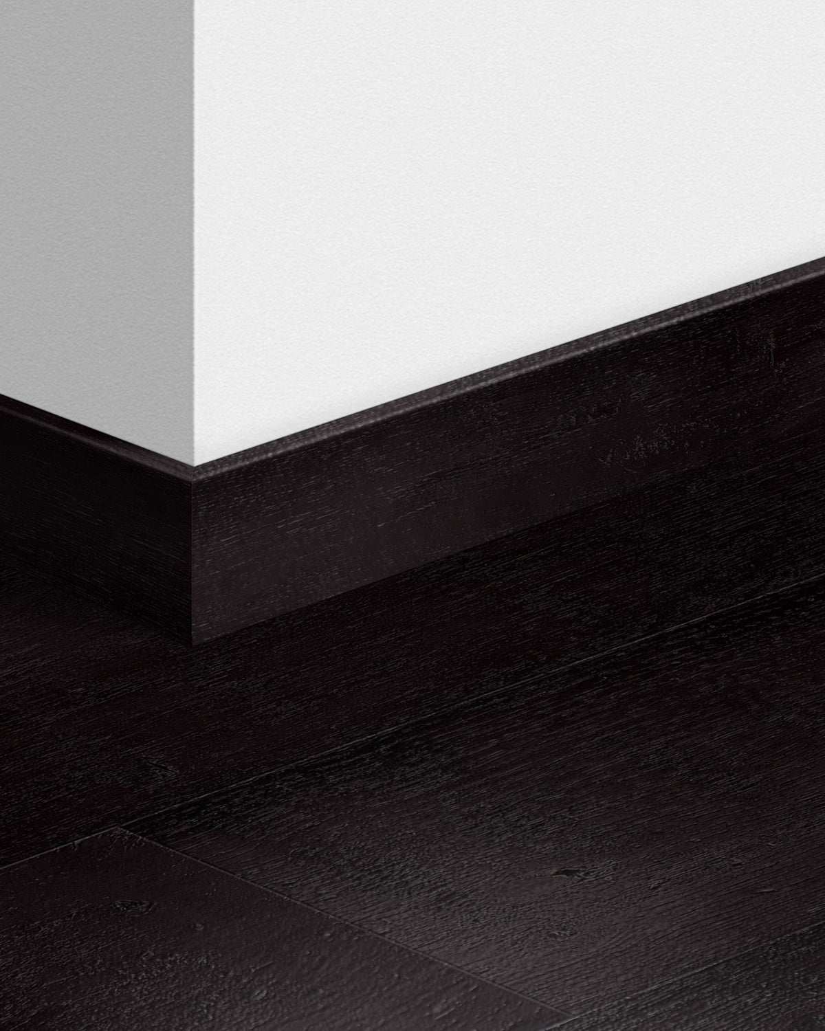 Quick-Step Plint QSSK04755 Zwartgeverfde Eik - 12 x 58 x 2400 mm - productfoto
