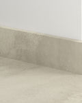 Quick-Step Plint QSSK05491 Gevlekt Beton - 12 x 58 x 2400 mm - productfoto