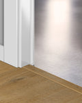 Quick-Step Incizo Profiel QSVINCP40203 Katoen Diep Naturelle Eik - 8 x 45 x 2000 mm - productfoto