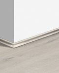 Quick-Step Kwadrant Plint QSVSCOT40200 Katoenwitte Eik Blush - 17 x 17 x 2400 mm - productfoto