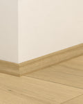 Quick-Step Kwadrant Plint QSVSCOT40319 Geborstelde Beige Eik - 17 x 17 x 2400 mm - productfoto