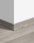 Quick-Step Plint QSVSK40030 Canyon Grijze Eik Met Zaagsneden - 12 x 58 x 2400 mm - productfoto