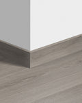 Quick-Step Plint QSVSK40237 Botanisch Grijs - 12 x 58 x 2400 mm - productfoto