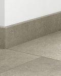 Quick-Step Plint QSVSK40273 Gewolkt Beton - 12 x 58 x 2400 mm - productfoto