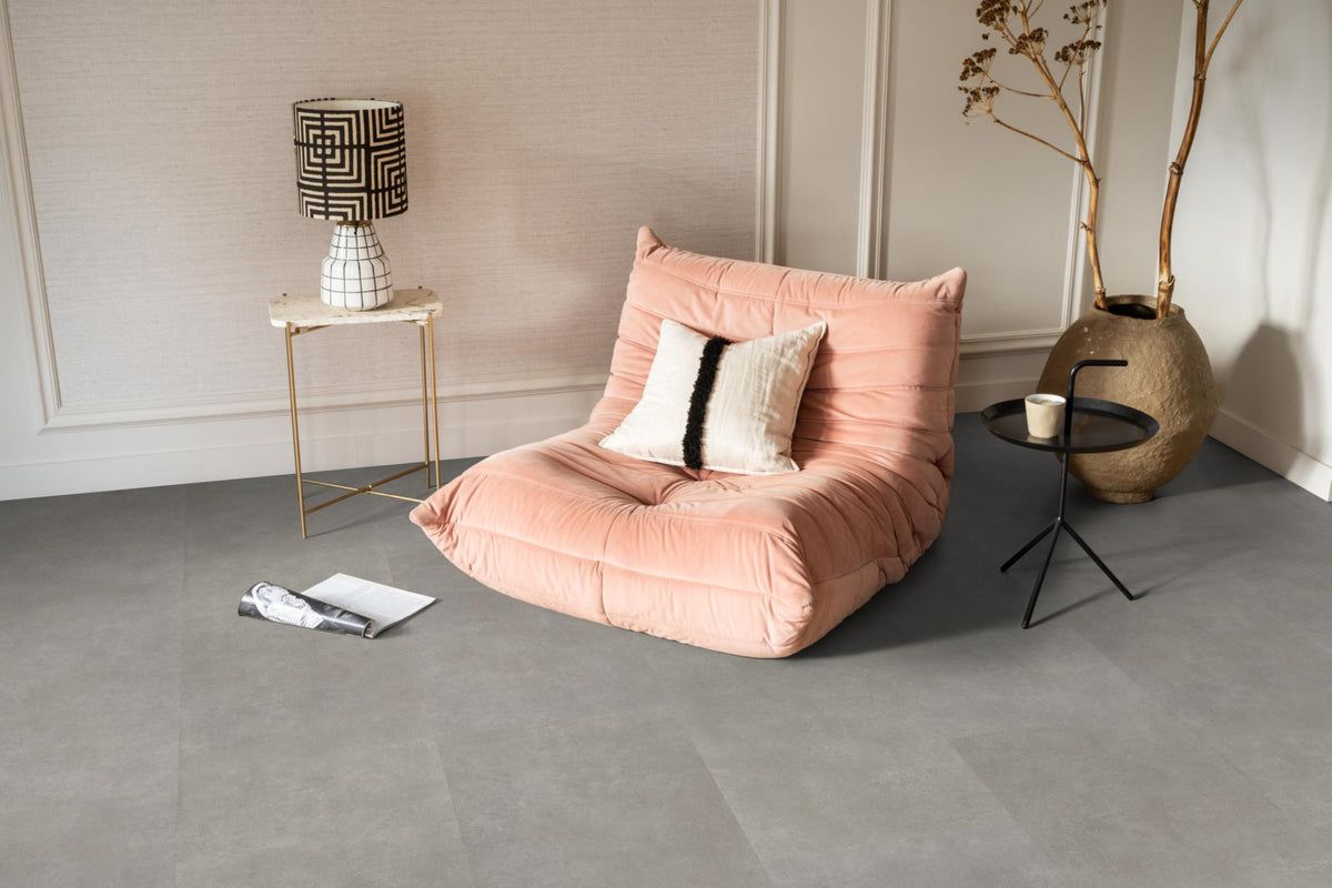 vtwonen Basic Light Grey - Plak PVC Tegel - sfeerbeeld