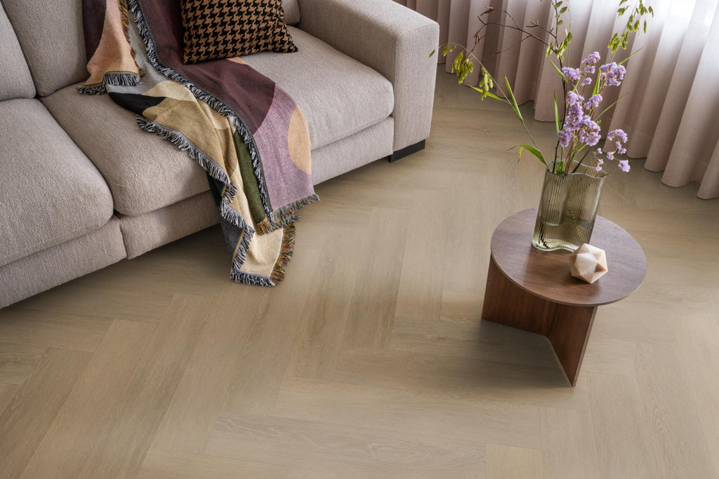 vtwonen Herringbone Sun Kissed - Plak PVC Visgraat - sfeerbeeld 2