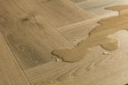 Quick-Step Impressive Design IMD8245 Gebrande Eik - Laminaat Visgraat